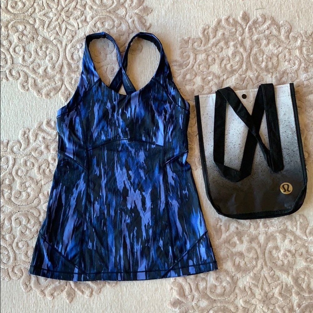 Gorgeous Lululemon Racerback Top in size 4
